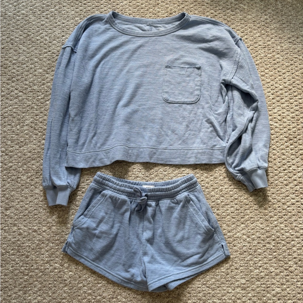 Aerie Light Blue Lounge Set